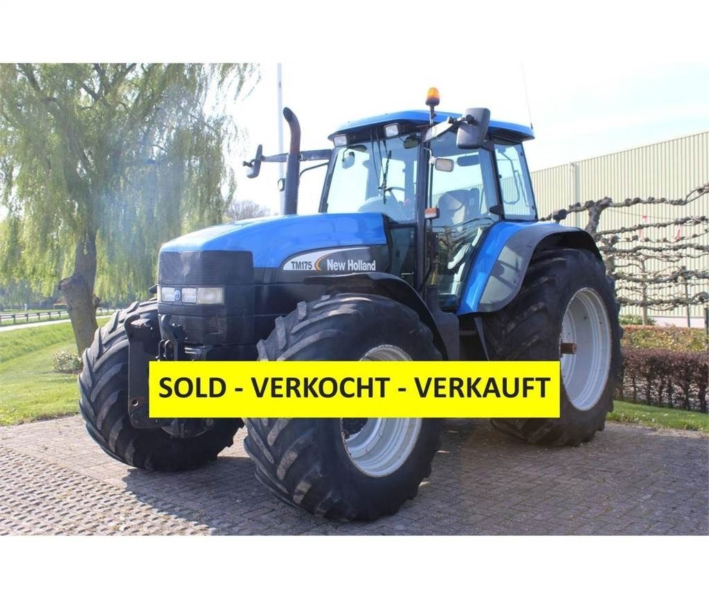 New Holland TM175 - جرار: صورة 1 New Holland TM175 - جرار: صورة 1