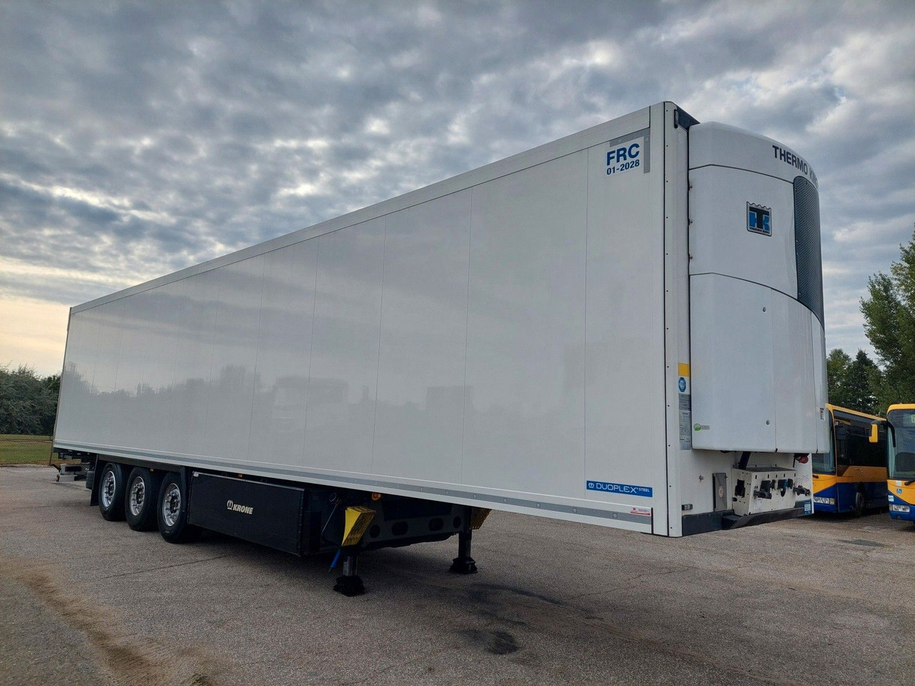 Krone SD Thermo King SLXi 300 - نصف مقطورة مُبرِّدة: صورة 2 Krone SD Thermo King SLXi 300 - نصف مقطورة مُبرِّدة: صورة 2