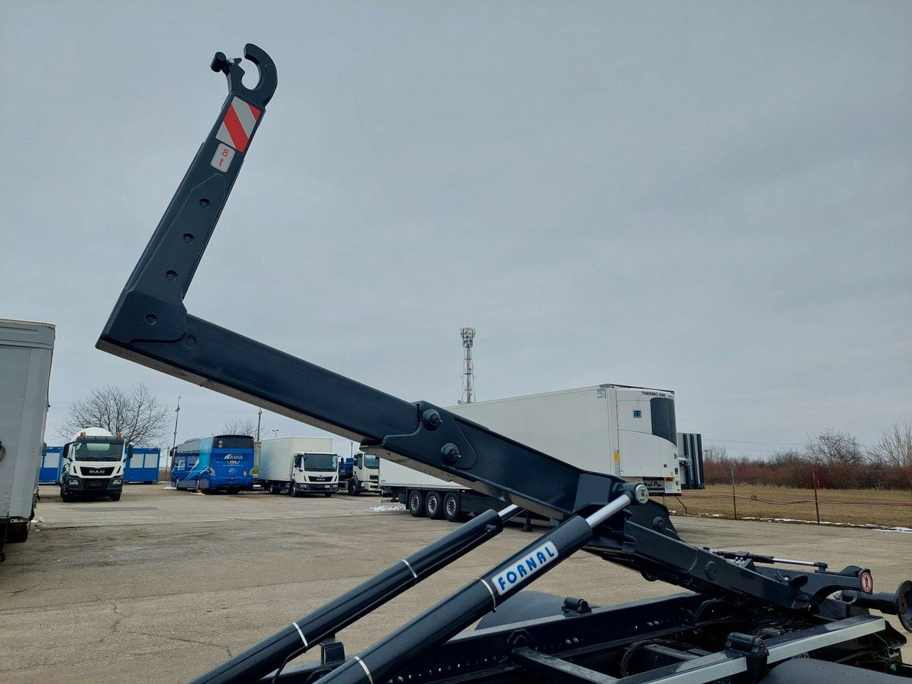 MAN TG3 TGL 12.190 BB 4x2 - شاحنة ذات خطاف: صورة 5 MAN TG3 TGL 12.190 BB 4x2 - شاحنة ذات خطاف: صورة 5