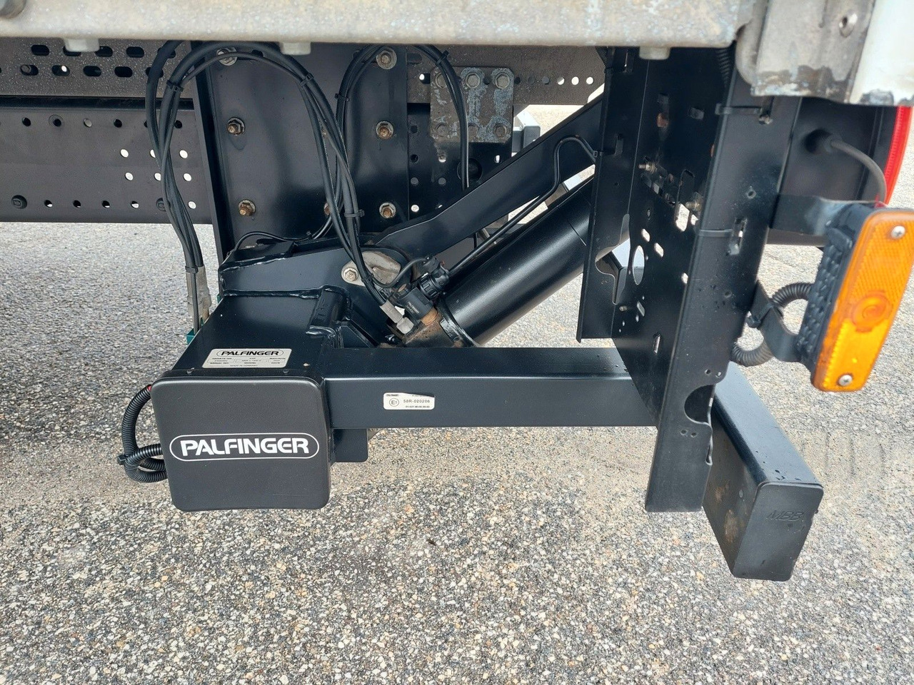 MAN TGL 12.250 BL 4x2 MAN TGL 12.250 BL 4x2: صورة 14