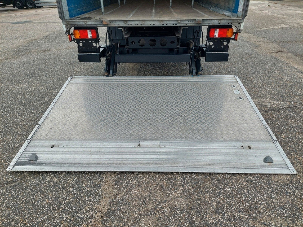 MAN TGL 12.250 BL 4x2 MAN TGL 12.250 BL 4x2: صورة 6