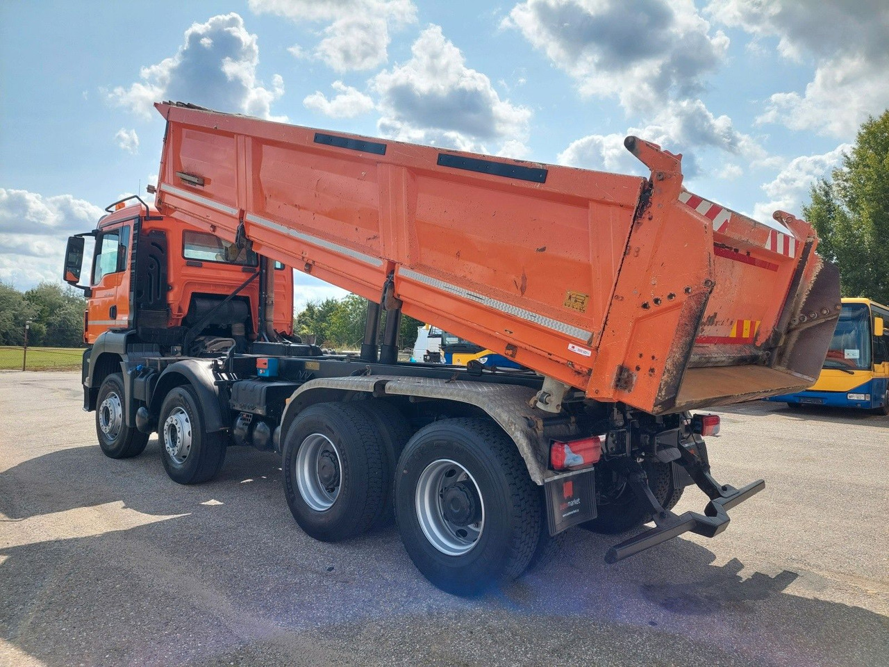 MAN TGS 35.480 8x4 BB Meiller Bordmatik - شاحنة قلاب: صورة 3 MAN TGS 35.480 8x4 BB Meiller Bordmatik - شاحنة قلاب: صورة 3