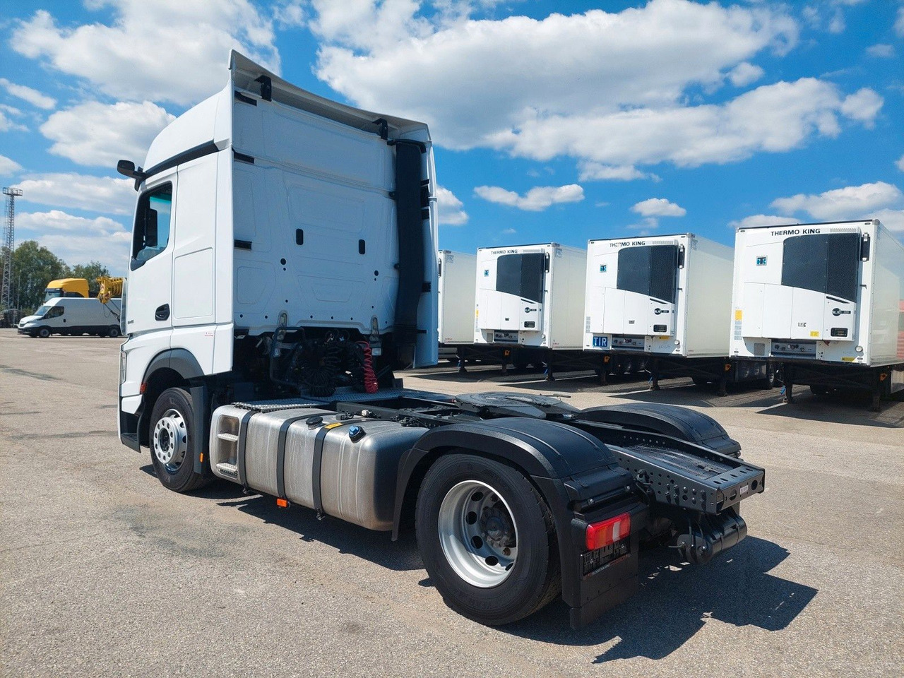 Mercedes-Benz Actros 5 1845 LS BigSpace 4x2 - وحدة جر: صورة 3 Mercedes-Benz Actros 5 1845 LS BigSpace 4x2 - وحدة جر: صورة 3