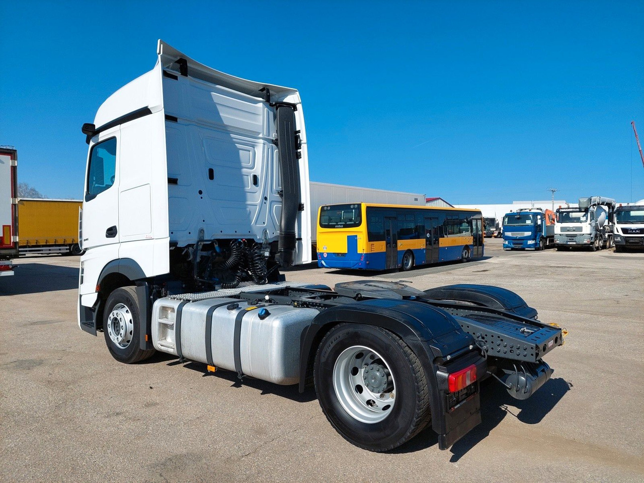 Mercedes-Benz Actros 5 1845 LS BigSpace 4x2 - وحدة جر: صورة 3 Mercedes-Benz Actros 5 1845 LS BigSpace 4x2 - وحدة جر: صورة 3