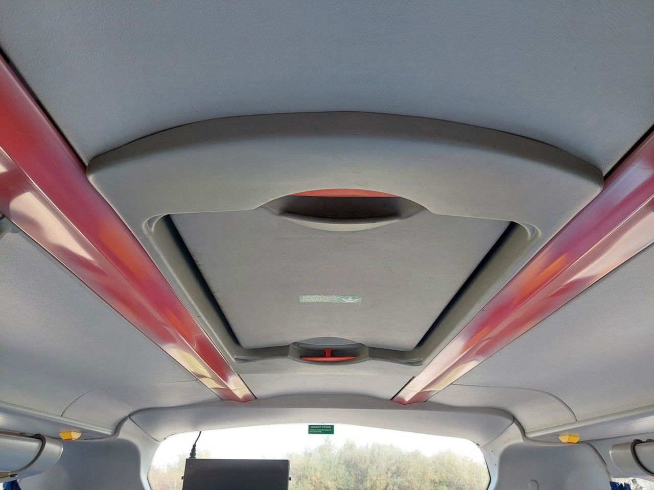 Scania Omniexpress 64 Sitzplätze/ Seats Scania Omniexpress 64 Sitzplätze/ Seats: صورة 20 Scania Omniexpress 64 Sitzplätze/ Seats Scania Omniexpress 64 Sitzplätze/ Seats: صورة 20