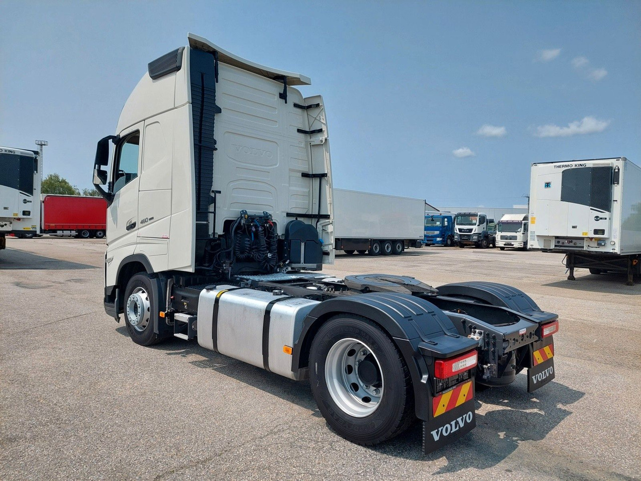 Volvo FH 13 Globetrotter XL 460 I-SAVE - وحدة جر: صورة 3 Volvo FH 13 Globetrotter XL 460 I-SAVE - وحدة جر: صورة 3