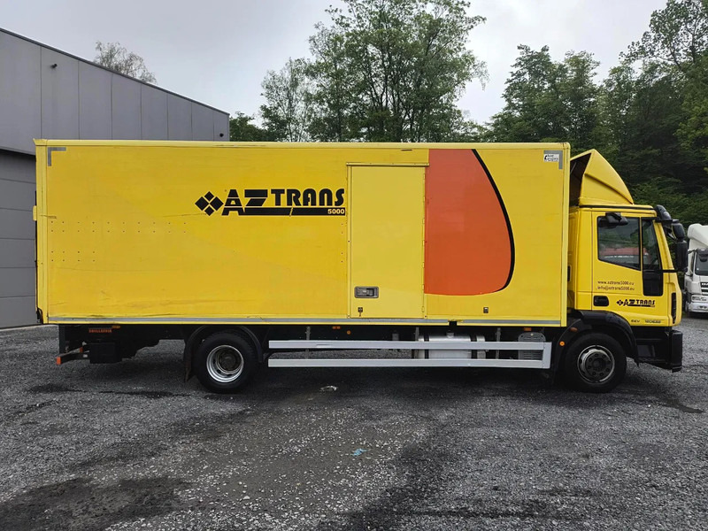 Iveco EuroCargo 120 E22 EEV SIDE PORT + D'HOLLANDIA LIFT 2000 KG - شاحنة مقفلة: صورة 4 Iveco EuroCargo 120 E22 EEV SIDE PORT + D'HOLLANDIA LIFT 2000 KG - شاحنة مقفلة: صورة 4