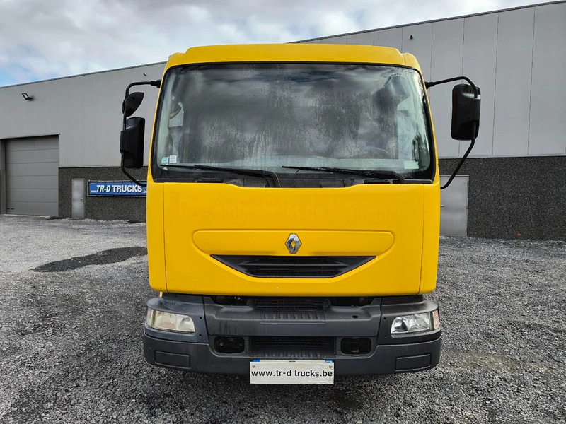 Renault Midlum 220 10500L FUEL / CARBURANT - 4 COMP/A LAMES - شاحنة صهريج: صورة 2 Renault Midlum 220 10500L FUEL / CARBURANT - 4 COMP/A LAMES - شاحنة صهريج: صورة 2