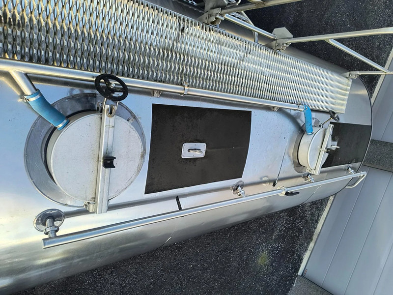 شاحنة صهريج لنقل الحليب Renault Premium 370 15000L INSULATED INOX TANK - ENGINE REPLACED AND NEW TURBO: صورة 18