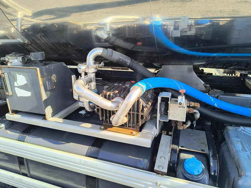 شاحنة صهريج لنقل الحليب Renault Premium 370 INSULATED INOX TANK 15000L - 2 COMPARTMENTS - RETARDER: صورة 12