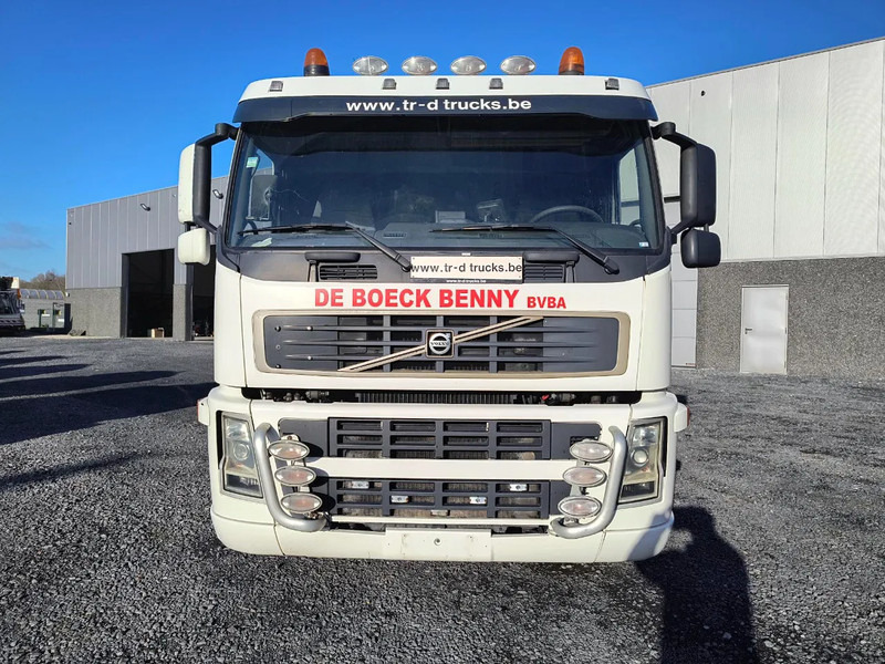 Volvo FM 300 14000L FUEL/CARBURANT - 4 COMP - شاحنة صهريج: صورة 2 Volvo FM 300 14000L FUEL/CARBURANT - 4 COMP - شاحنة صهريج: صورة 2