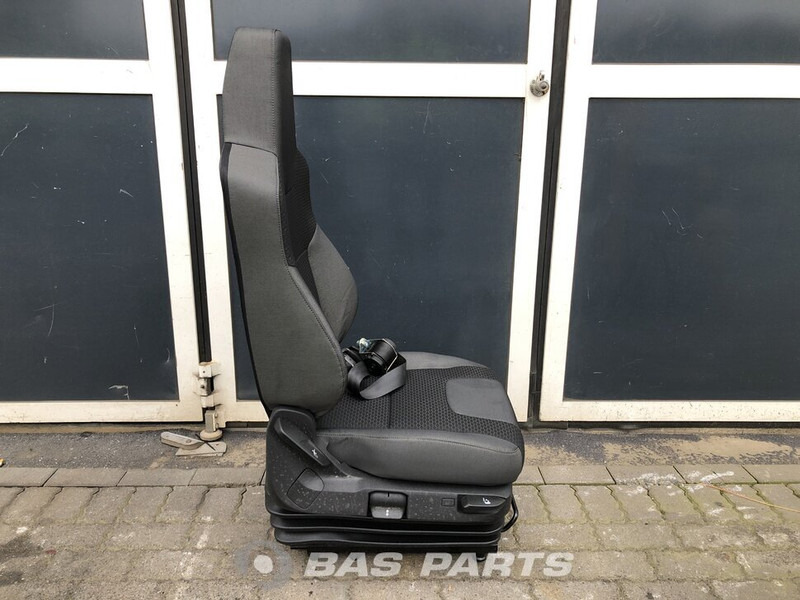 MAN Bijrijdersstoel MAN 81623106394 - مقعد - شاحنة: صورة 4 MAN Bijrijdersstoel MAN 81623106394 - مقعد - شاحنة: صورة 4