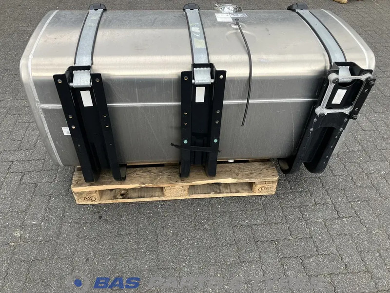 MAN Brandstoftank MAN 710 Liter 81122016766 - خزان الوقود - شاحنة: صورة 2 MAN Brandstoftank MAN 710 Liter 81122016766 - خزان الوقود - شاحنة: صورة 2