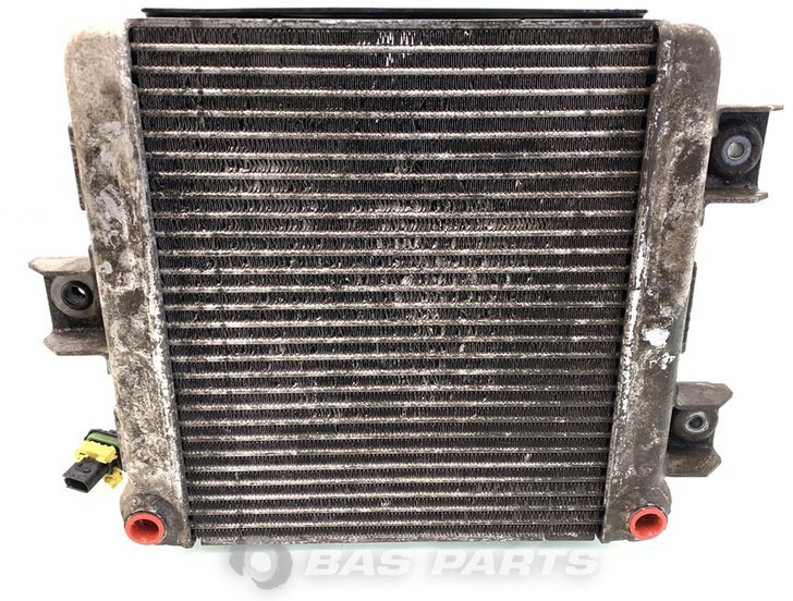 Mercedes-Benz Actros MP4 Oliekoeler Mercedes A 960 500 00 93 - مبرد الزيت - شاحنة: صورة 2 Mercedes-Benz Actros MP4 Oliekoeler Mercedes A 960 500 00 93 - مبرد الزيت - شاحنة: صورة 2