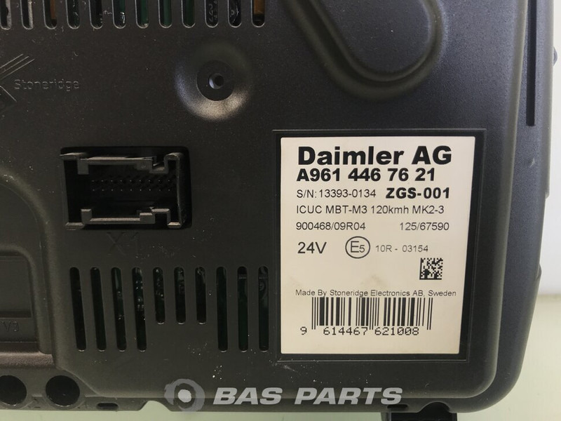 Mercedes-Benz Antos MP4 Instrumentenpaneel Mercedes A 008 446 66 21 - لوحة القيادة - شاحنة: صورة 3 Mercedes-Benz Antos MP4 Instrumentenpaneel Mercedes A 008 446 66 21 - لوحة القيادة - شاحنة: صورة 3