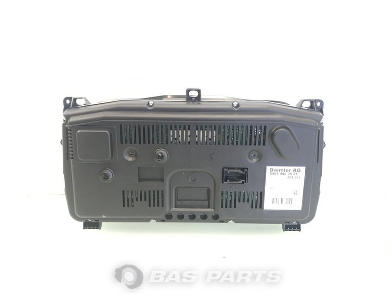 Mercedes-Benz Antos MP4 Instrumentenpaneel Mercedes A 008 446 66 21 - لوحة القيادة - شاحنة: صورة 2 Mercedes-Benz Antos MP4 Instrumentenpaneel Mercedes A 008 446 66 21 - لوحة القيادة - شاحنة: صورة 2
