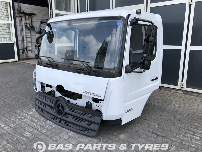 Mercedes-Benz Atego MP4 - الكابينة والداخلية - شاحنة: صورة 1 Mercedes-Benz Atego MP4 - الكابينة والداخلية - شاحنة: صورة 1