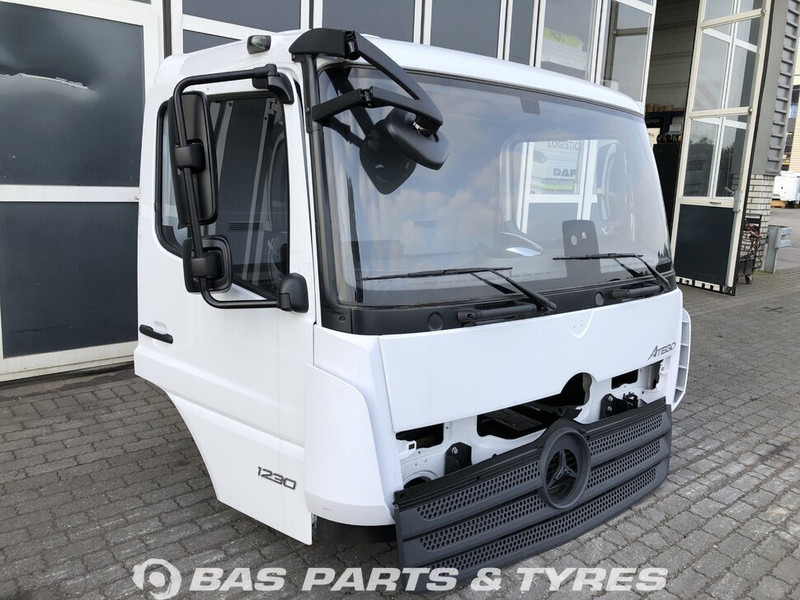 Mercedes-Benz Atego MP4 - الكابينة والداخلية - شاحنة: صورة 2 Mercedes-Benz Atego MP4 - الكابينة والداخلية - شاحنة: صورة 2