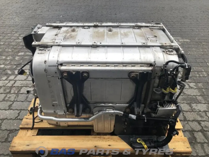 Mercedes-Benz - كاتم الصوت - شاحنة: صورة 3 Mercedes-Benz - كاتم الصوت - شاحنة: صورة 3