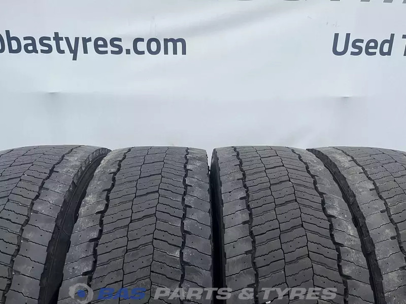 Michelin Michelin 315/70R22.5 X MULTI D 154/150 M+S 3PMSF gebruikte set - إطارات - شاحنة: صورة 2 Michelin Michelin 315/70R22.5 X MULTI D 154/150 M+S 3PMSF gebruikte set - إطارات - شاحنة: صورة 2