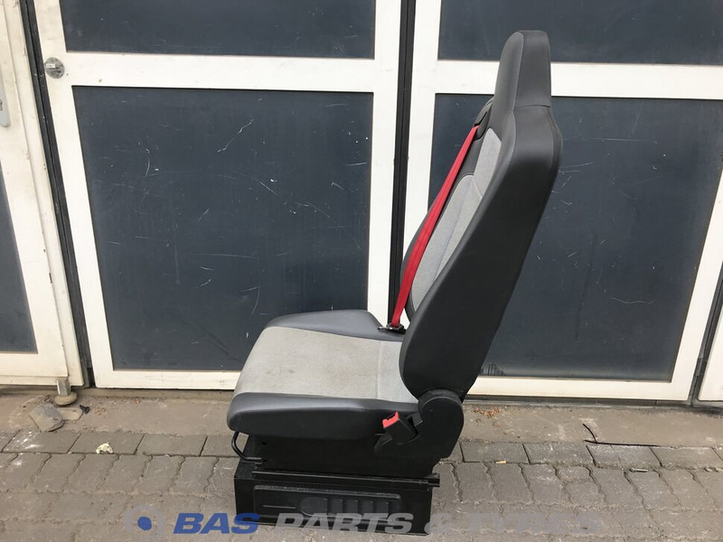 Renault C-Serie Bijrijdersstoel Renault 7482269090 - مقعد - شاحنة: صورة 2 Renault C-Serie Bijrijdersstoel Renault 7482269090 - مقعد - شاحنة: صورة 2