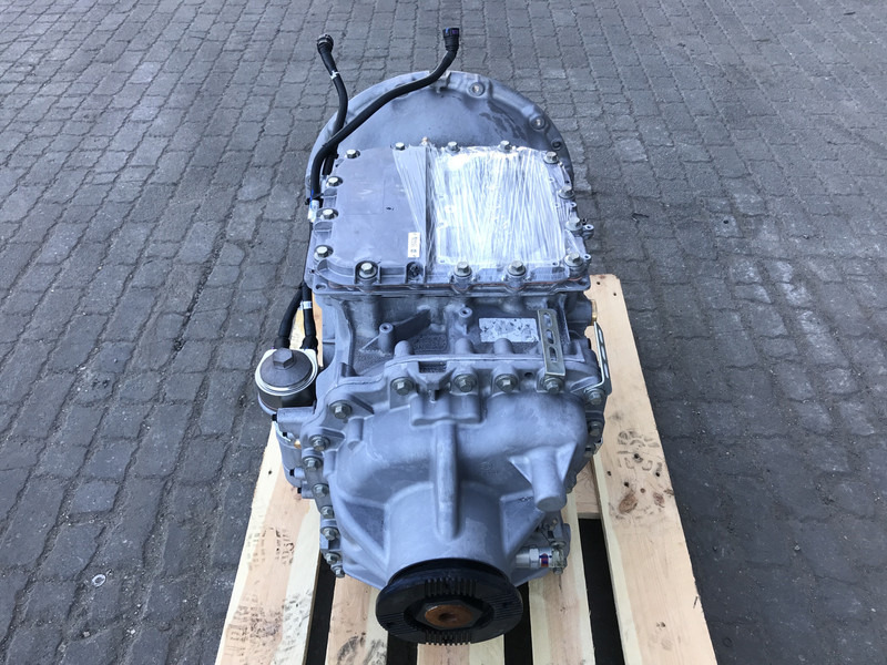 Renault T-Serie Evolution - صندوق التروس - شاحنة: صورة 2 Renault T-Serie Evolution - صندوق التروس - شاحنة: صورة 2