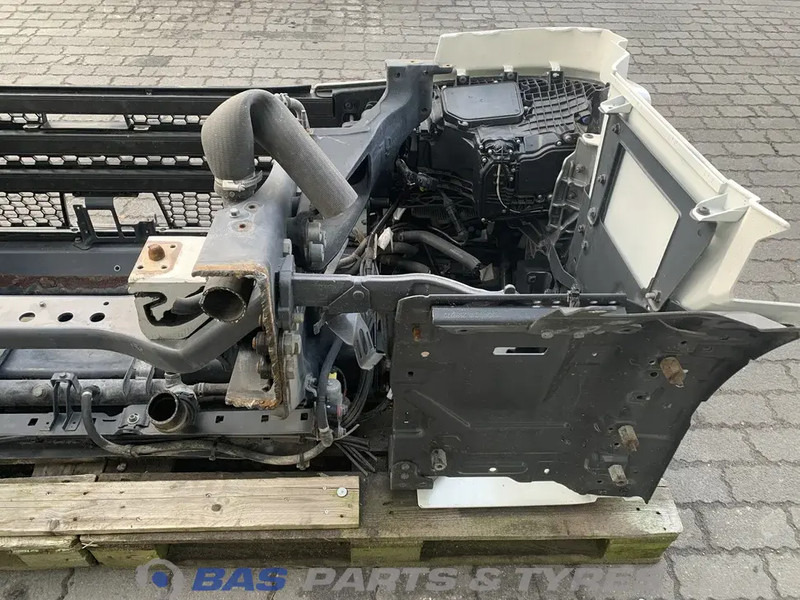 Scania R-Serie Bumper Scania 3082333 - مصد العربة - شاحنة: صورة 5 Scania R-Serie Bumper Scania 3082333 - مصد العربة - شاحنة: صورة 5