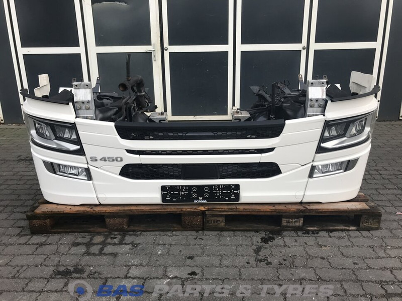 Scania S-Serie NextGen Bumper Scania 3082333 - مصد العربة - شاحنة: صورة 1 Scania S-Serie NextGen Bumper Scania 3082333 - مصد العربة - شاحنة: صورة 1