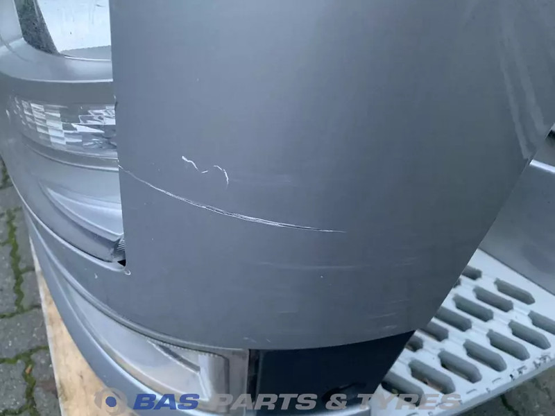 مصد العربة - شاحنة Volvo FH4 Bumper Volvo 82139942: صورة 6 مصد العربة - شاحنة Volvo FH4 Bumper Volvo 82139942: صورة 6