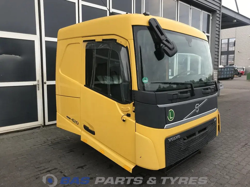 Volvo FH4 Volvo Sleeper Cab L2H1 82271553 - الكابينة والداخلية - شاحنة: صورة 2 Volvo FH4 Volvo Sleeper Cab L2H1 82271553 - الكابينة والداخلية - شاحنة: صورة 2