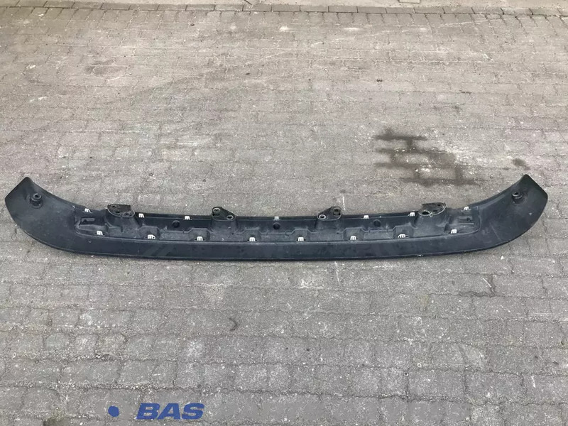 Volvo FH4 Zonneklep Volvo Sleeper Cab L2H1 82131055 - حاجب الشمس - شاحنة: صورة 4 Volvo FH4 Zonneklep Volvo Sleeper Cab L2H1 82131055 - حاجب الشمس - شاحنة: صورة 4