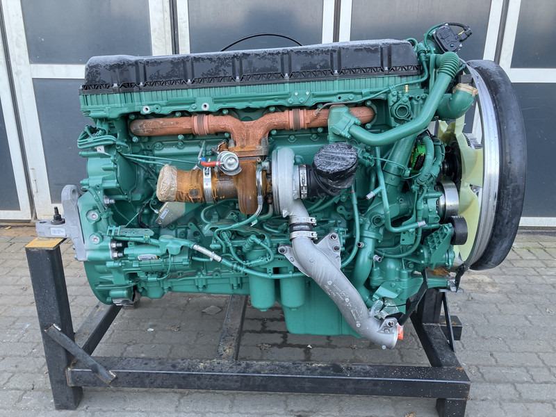 Volvo FH4B - محرك - شاحنة: صورة 3 Volvo FH4B - محرك - شاحنة: صورة 3