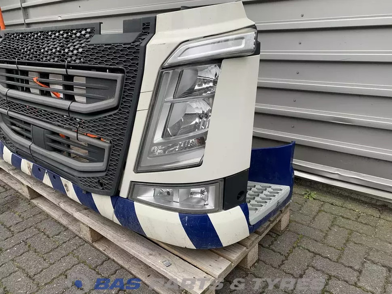 Volvo FH4 - مصد العربة - شاحنة: صورة 2 Volvo FH4 - مصد العربة - شاحنة: صورة 2