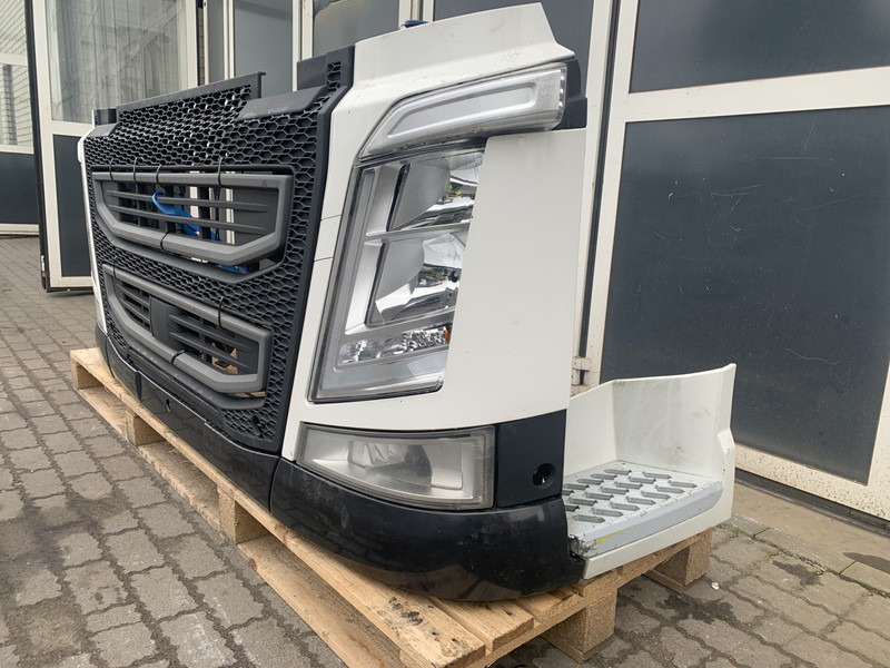 Volvo FH4 - مصد العربة - شاحنة: صورة 2 Volvo FH4 - مصد العربة - شاحنة: صورة 2