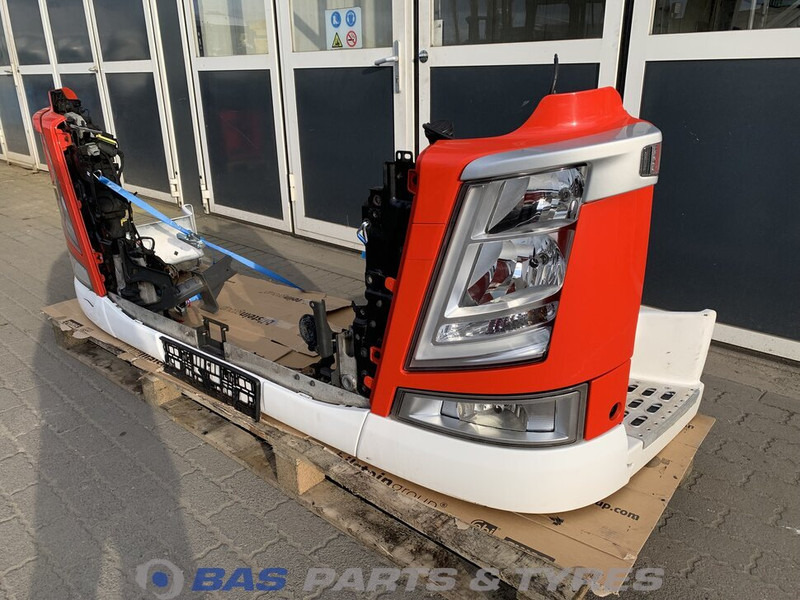 Volvo FH4 - مصد العربة - شاحنة: صورة 2 Volvo FH4 - مصد العربة - شاحنة: صورة 2