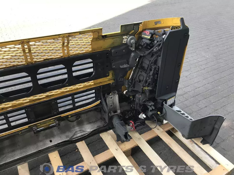 Volvo FH4 - مصد العربة - شاحنة: صورة 5 Volvo FH4 - مصد العربة - شاحنة: صورة 5