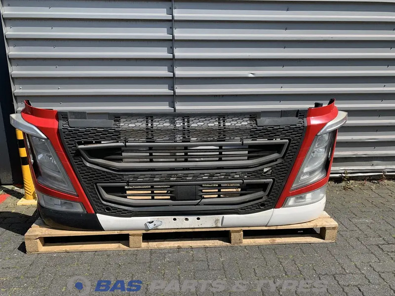 Volvo FH4 - مصد العربة - شاحنة: صورة 1 Volvo FH4 - مصد العربة - شاحنة: صورة 1