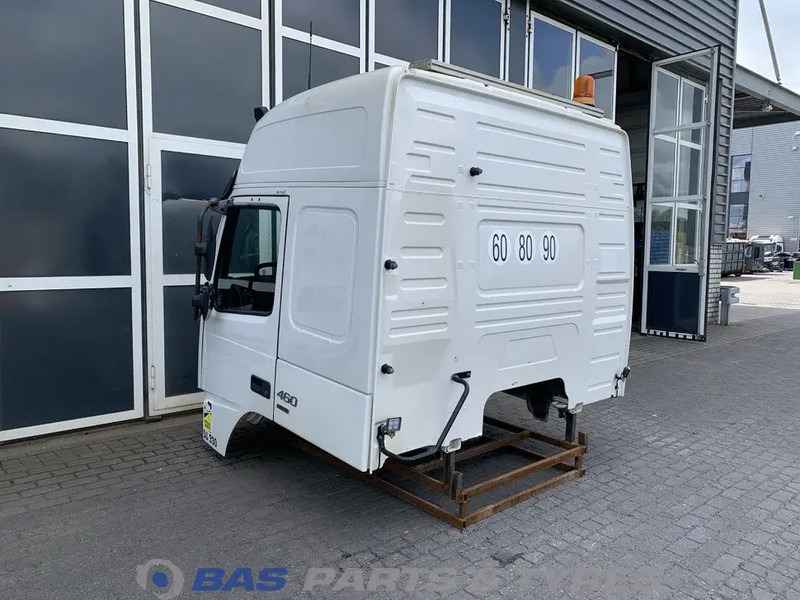 Volvo FMX Euro 6 Volvo Globetrotter L2H2 20383498 - الكابينة والداخلية - شاحنة: صورة 4 Volvo FMX Euro 6 Volvo Globetrotter L2H2 20383498 - الكابينة والداخلية - شاحنة: صورة 4