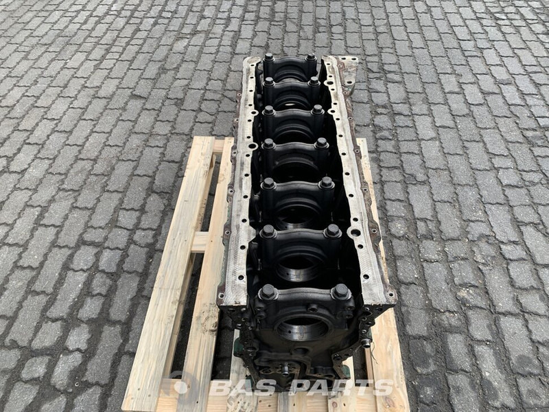 Volvo - حاجز الاسطوانة - شاحنة: صورة 2 Volvo - حاجز الاسطوانة - شاحنة: صورة 2