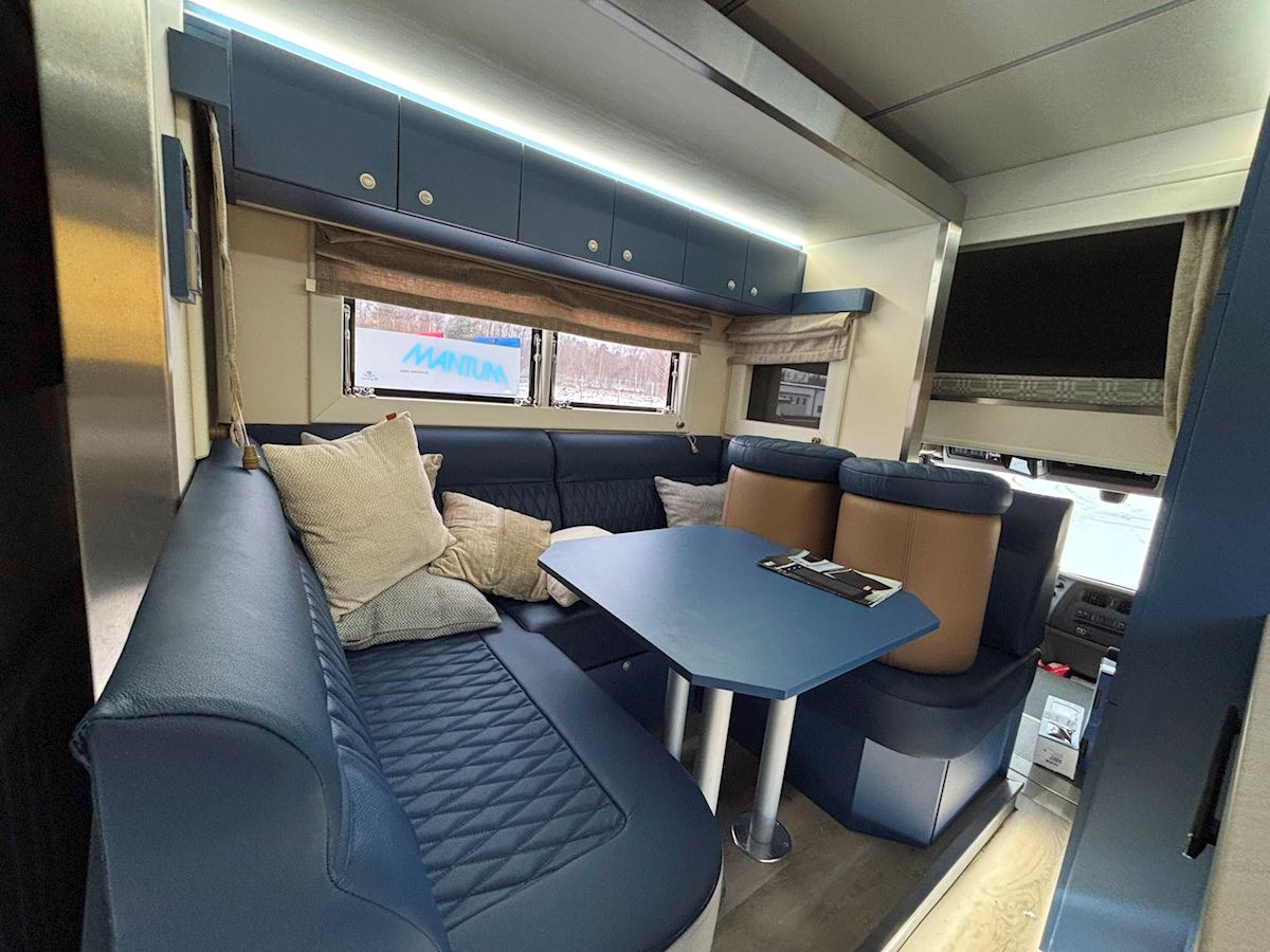 شاحنة نقل خيل DAF Lehel horsebox 210 LF: صورة 11