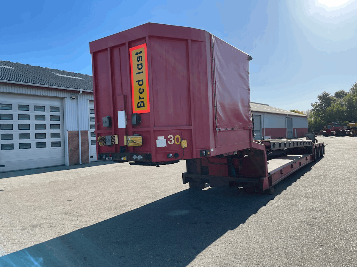 Faymonville STBZ 3 - Flangetrailer - عربة منخفضة مسطحة نصف مقطورة: صورة 3 Faymonville STBZ 3 - Flangetrailer - عربة منخفضة مسطحة نصف مقطورة: صورة 3