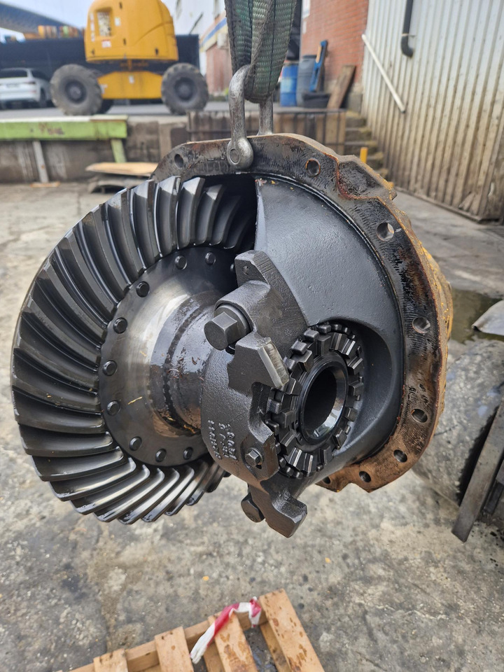 GRUPO DELANTERO Y TRASERO PARA VOLVO A40D - صندوق التروس التفاضلية - آلات البناء: صورة 1 GRUPO DELANTERO Y TRASERO PARA VOLVO A40D - صندوق التروس التفاضلية - آلات البناء: صورة 1