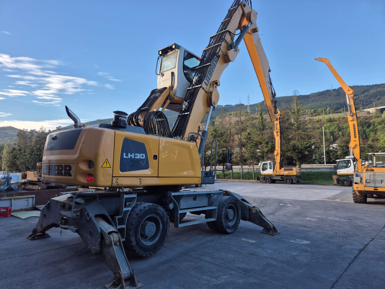LIEBHERR LH30M - معالج النفايات: صورة 4 LIEBHERR LH30M - معالج النفايات: صورة 4