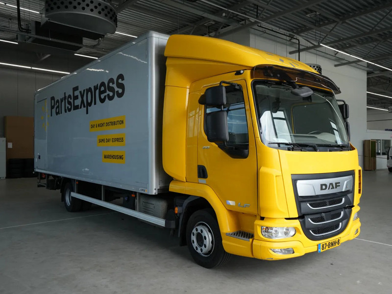 DAF LF 210 FA, 12t, Gesloten Bak, Laadklep 1,5t, Zijdeur, New Apk - شاحنة مقفلة: صورة 3 DAF LF 210 FA, 12t, Gesloten Bak, Laadklep 1,5t, Zijdeur, New Apk - شاحنة مقفلة: صورة 3
