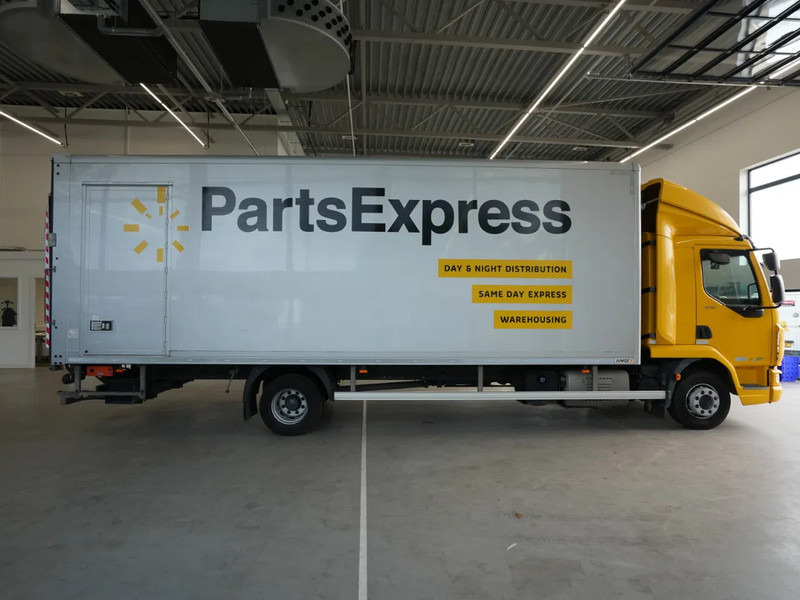 DAF LF 210 FA, 12t, Gesloten Bak, Laadklep 1,5t, Zijdeur, New Apk - شاحنة مقفلة: صورة 5 DAF LF 210 FA, 12t, Gesloten Bak, Laadklep 1,5t, Zijdeur, New Apk - شاحنة مقفلة: صورة 5