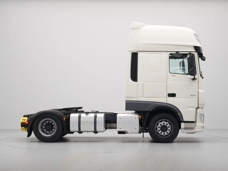 DAF XF 480 FT Super Space Cab, 2x Tanks, PTO Prep - وحدة جر: صورة 5 DAF XF 480 FT Super Space Cab, 2x Tanks, PTO Prep - وحدة جر: صورة 5