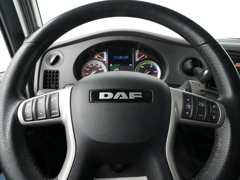 وحدة جر DAF XF 480 FT Super Space Cab, 2x Tanks: صورة 17 وحدة جر DAF XF 480 FT Super Space Cab, 2x Tanks: صورة 17