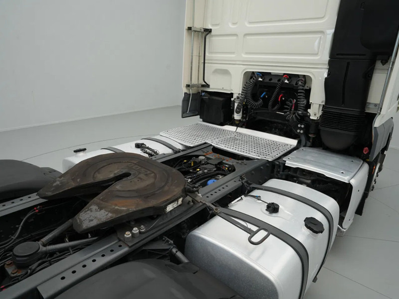 وحدة جر DAF XF 480 FT Super Space Cab, 2x Tanks: صورة 10 وحدة جر DAF XF 480 FT Super Space Cab, 2x Tanks: صورة 10