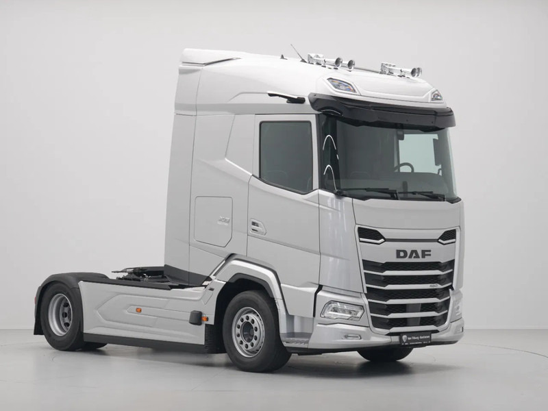 جديدة وحدة جر DAF XG 480 FT DVS LEATHER PTO-PREP B3-ALARM SILVER METALLIC (J5320MESI) VECTO 2: صورة 7 جديدة وحدة جر DAF XG 480 FT DVS LEATHER PTO-PREP B3-ALARM SILVER METALLIC (J5320MESI) VECTO 2: صورة 7