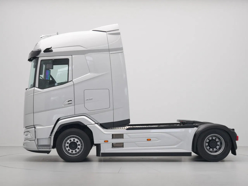 DAF XG 480 FT DVS LEATHER PTO-PREP B3-ALARM SILVER METALLIC (J5320MESI) VECTO 2 - وحدة جر: صورة 3 DAF XG 480 FT DVS LEATHER PTO-PREP B3-ALARM SILVER METALLIC (J5320MESI) VECTO 2 - وحدة جر: صورة 3